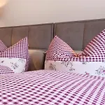 Panoramahof Bergglueck * Меллау