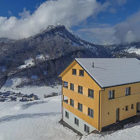 Panoramahof Bergglueck 公寓