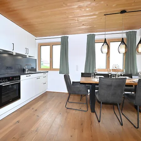 Panoramahof Bergglueck Меллау