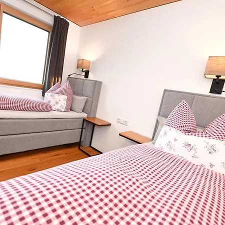 Апартаменты Panoramahof Bergglueck Меллау